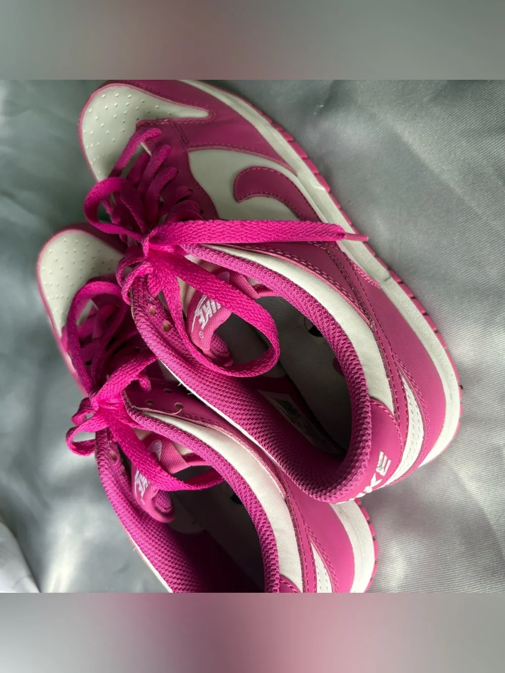 Nike 7Y Kids Pink & White Low-Top Sneakers